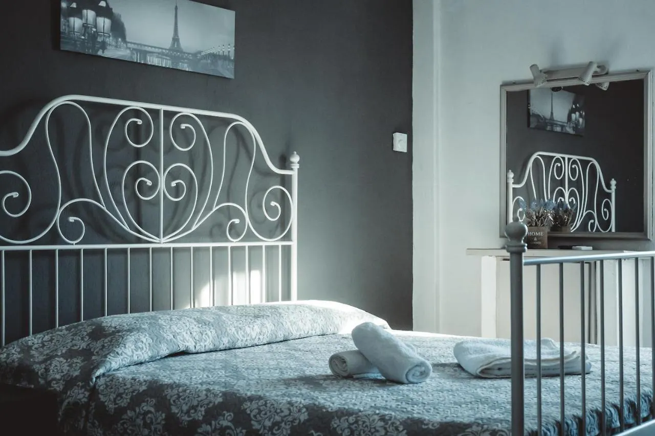 Room Nine Nea Kallikrateia