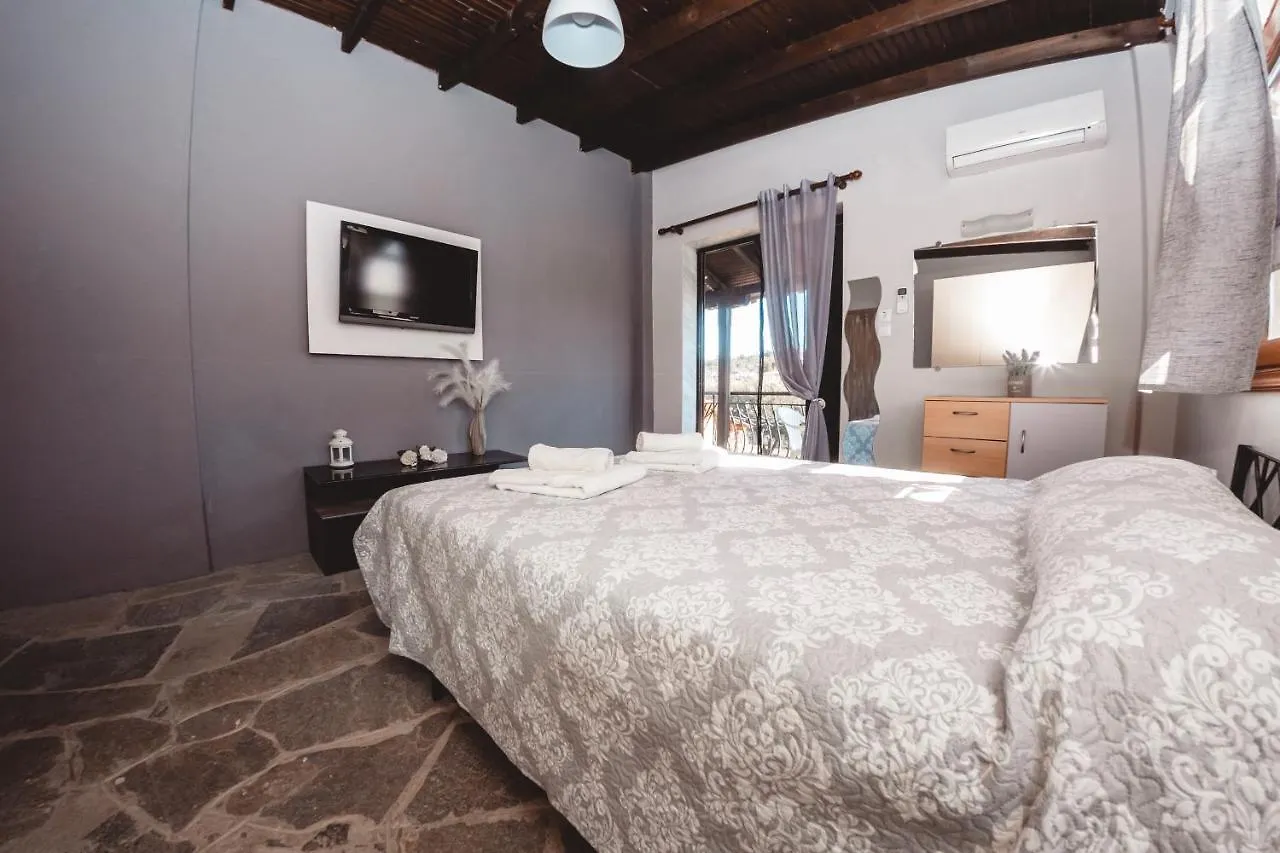 Room Nine Nea Kallikrateia 0*,